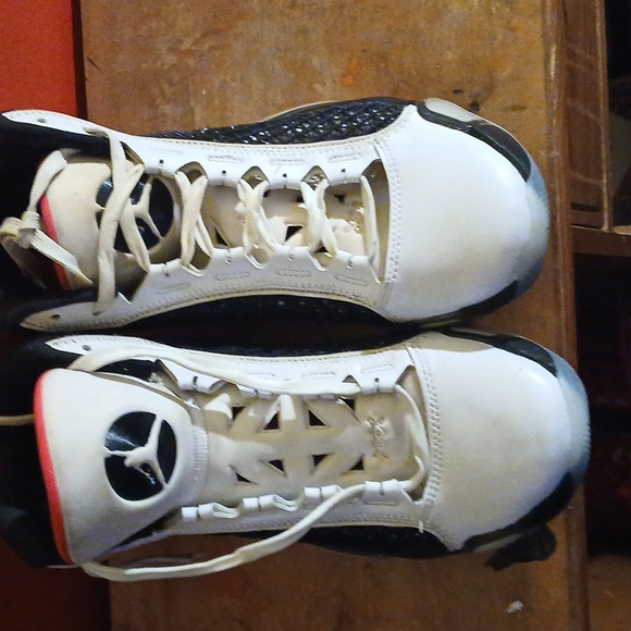 Jordan's - Picture 3 of 8